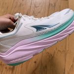 Altra Via Olympus Women’s Athletic Running Shoes Sneakers Size 9 Orchid Pink White Photo 1
