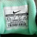 Nike Reax Run 8 Women’s Running Shoes Size 9.5 Sporty Comfort Athlete Streetwear Photo 6