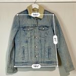 Old Navy Women’s Sherpa Lined Denim Jean Jacket Light Blue Wash Size Medium FLAW Photo 5