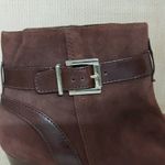 Trendy Brown Suede Leather Antonio Milano Wedge Boots Booties Zip Buckle Size 8 Photo 4