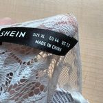 SheIn Lace Bralette Photo 2