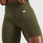 women's best NWT Women’s Best Power Seamless Cycling Shorts in Khaki Photo 3