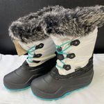 Kamik Women's White/Black Lined/ Fur Boots/Shoes Size 5 SKU 3502 Photo 1