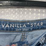 Vanilla Star Jeans Women's Juniors Vanilla Star Highrise Shortie Mom Shorts Size 3 Stretchy Photo 3