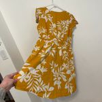 Old Navy Waist Defined V-Neck Dress Mustard Yellow White Floral Cap Sleeve Knee Photo 13