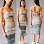 Urban Outfitters  midi Mountain Skirt Photo 0