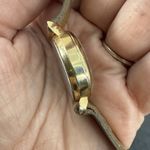 Disney Walt  Winnie the Pooh Watch with Bees Timex Water Resistant Untested Photo 9