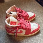 Jordan  1 Mid Pink Photo 1