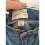 Universal Threads Universal Thread Women's Vintage Straight Jeans Embroidered Flowers Size 10 Photo 3