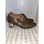 All Black Shoes Women's 8.5 EU 39 Beige‎ Leather Slip On Silver Metallic Heel Brown Photo 5