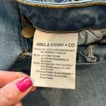 Abela Story & Co. 5 Light Photo 3