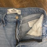 Hollister VINTAGE  BAGGY CURVY ULTRA HIGH-RISE DAD PATCHED JEAN VINTAGE STRETCH Photo 8