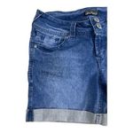 Junior Wallflower Blue Denim Shorty Shorts Size 7 Mid Rise Embroidered Daisys Photo 2