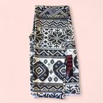 No Boundaries Christmas print seamless leggings  sz xl Photo 4