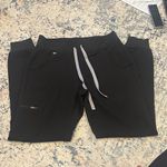 FIGS Zamora Jogger Scrub Pants Photo 4