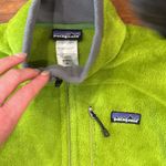 Patagonia Women’s Fleece Polartec R2 Lime Green Jacket Size Medium Photo 3