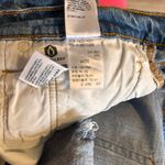 EXPRESS Women’s Levi's 501 cutoff shorts size 30 Photo 3