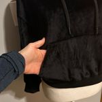 Alice + Olivia Alice + Olivia black velour hoodie kangaroo pocket size XS NEW Photo 1