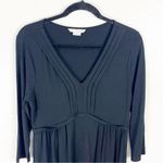 BODEN Classic Black Pleat Stretch Jersey Long Sleeves V Photo 6