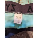 Zyia  BANDED TURQUOISE MARBLE HUSTLE SHORTS SIZE Large L Photo 2
