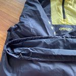Oakley Wind Breaker Photo 2