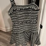 Hemline  dress Photo 0