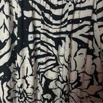 Rebecca Malone  Women’s Black and White Shimmer Stretch 3/4 Sleeve Print Blouse Photo 6