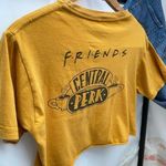 Women’s Cropped Friends Central Perk Graphic Short Sleeve Tee Shirt Photo 0