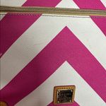 Dooney & Bourke Magenta and White Chevron Crossbody Bag Pebbled Leather Photo 5