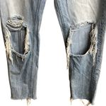 American Eagle 496.  medium wash distressed mom jeans size 2 Photo 3