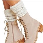 UGG  Women's Knit Cream Socks Photo 2