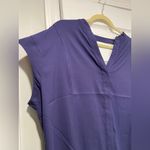 The Limited NWT  Size S Navy Blue High Low Flowy Short Sleeve Tunic Top Lagenlook Photo 2