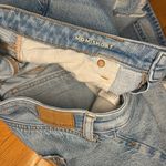 American Eagle Mom Short, distressing Photo 4