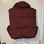 Women's Brown/Maroon Cropped Puffer Vest With Cinch Waist Size Medium Brown Photo 4