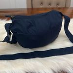 Lululemon Evergreen Anorak – True Navy/Black – Size 6 – Packable Belt Bag Photo 8