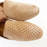 Clarks Juliet Hayes Beige Perforated Loafer Women’s Size 8.5 Neutrals Tan Shoes Photo 5