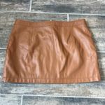 Free People  Faux Leather‎ Mini Skirt Brown Size 10 Front Zip Pocket Photo 4