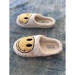 Luna Mellow Luxe Cream Yellow Smiley Happy Face House Slippers Women's XS 4 Photo 2