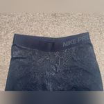 Nike Pro Dri-Fit Full Length Active Wear Metallic Snake Skin Leggings, Size S Photo 4