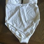 MELISSA ODABASH TAMPA WHITE ZIGZAG SWIMSUIT. Size 12, $255 Photo 6
