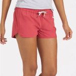 Vuori  Clementine Shorts in Sierra Red Coral Photo 6
