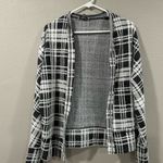 Buckle BKE Plaid Cardigan Sweater Photo 3