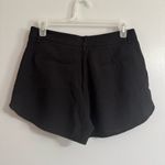 Aritzia Babaton Black Pleated Mini Shorts Size 2 Photo 1