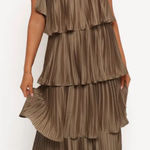 Petal and Pup  Mia One-Shoulder Tiered Plissé Midi Dress Size XS Photo 0