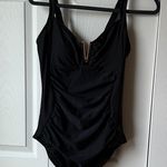 Elegant Black One Photo 0