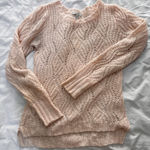 Delia's pink sweater  Photo 0