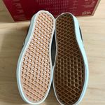 Vans CLASSIC FLAME SKULL SLIP-ON Women 8.0 US Photo 7