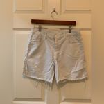 Mother the Loosey Short in Denim White Size27 Size 27 Photo 1