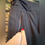 Athleta Headlands Hybrid Cargo Mid Rise Hiking Leggings Size 10 Photo 1