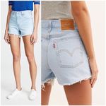 Levi's Wedgie Jean Shorts Size 27 Photo 3